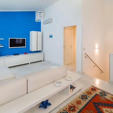 Afrodite Villa